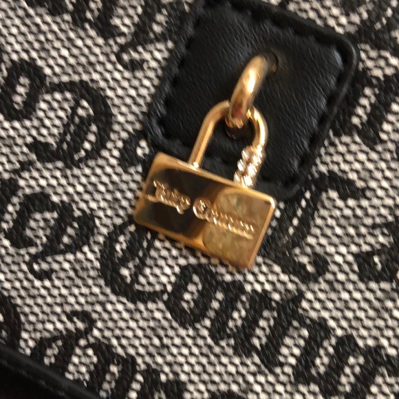 Juicy Couture Black Beige Eastside Westside Double Medium Zip Around Wallet NWT - Picture 5 of 16